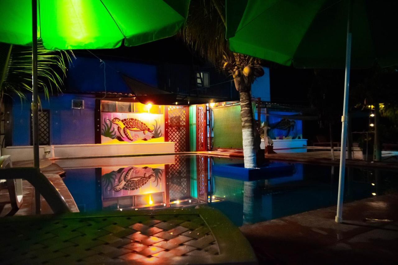 Lo De Reyes Monterrico Y Sipacate 호텔 Las Quechas 외부 사진