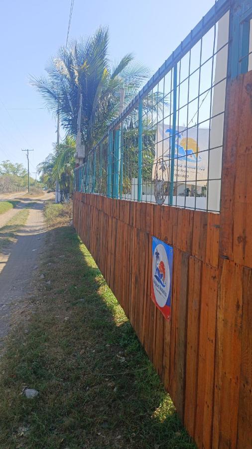 Lo De Reyes Monterrico Y Sipacate 호텔 Las Quechas 외부 사진