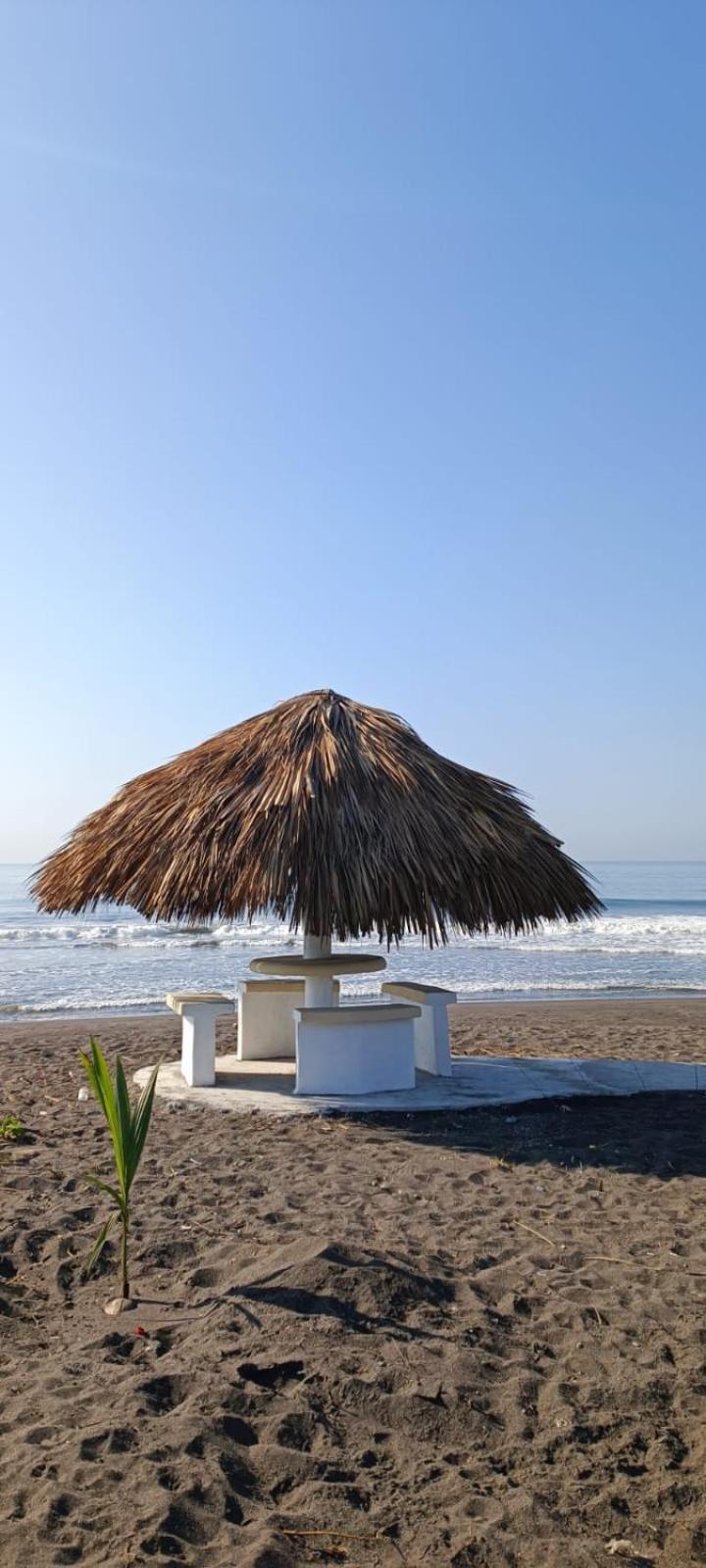 Lo De Reyes Monterrico Y Sipacate 호텔 Las Quechas 외부 사진